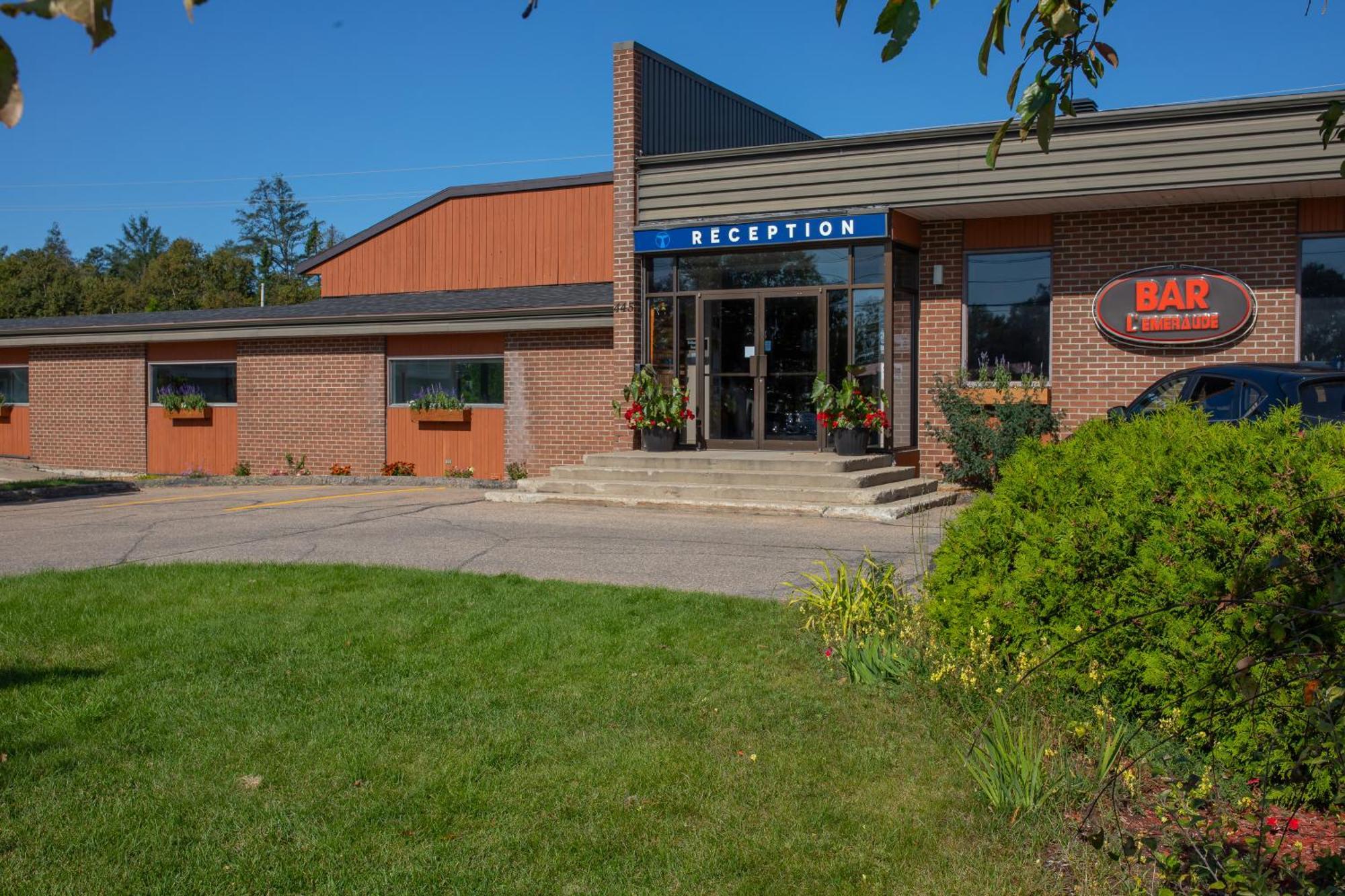 Complexe Hotelier Pelchat Les Escoumins Exterior foto
