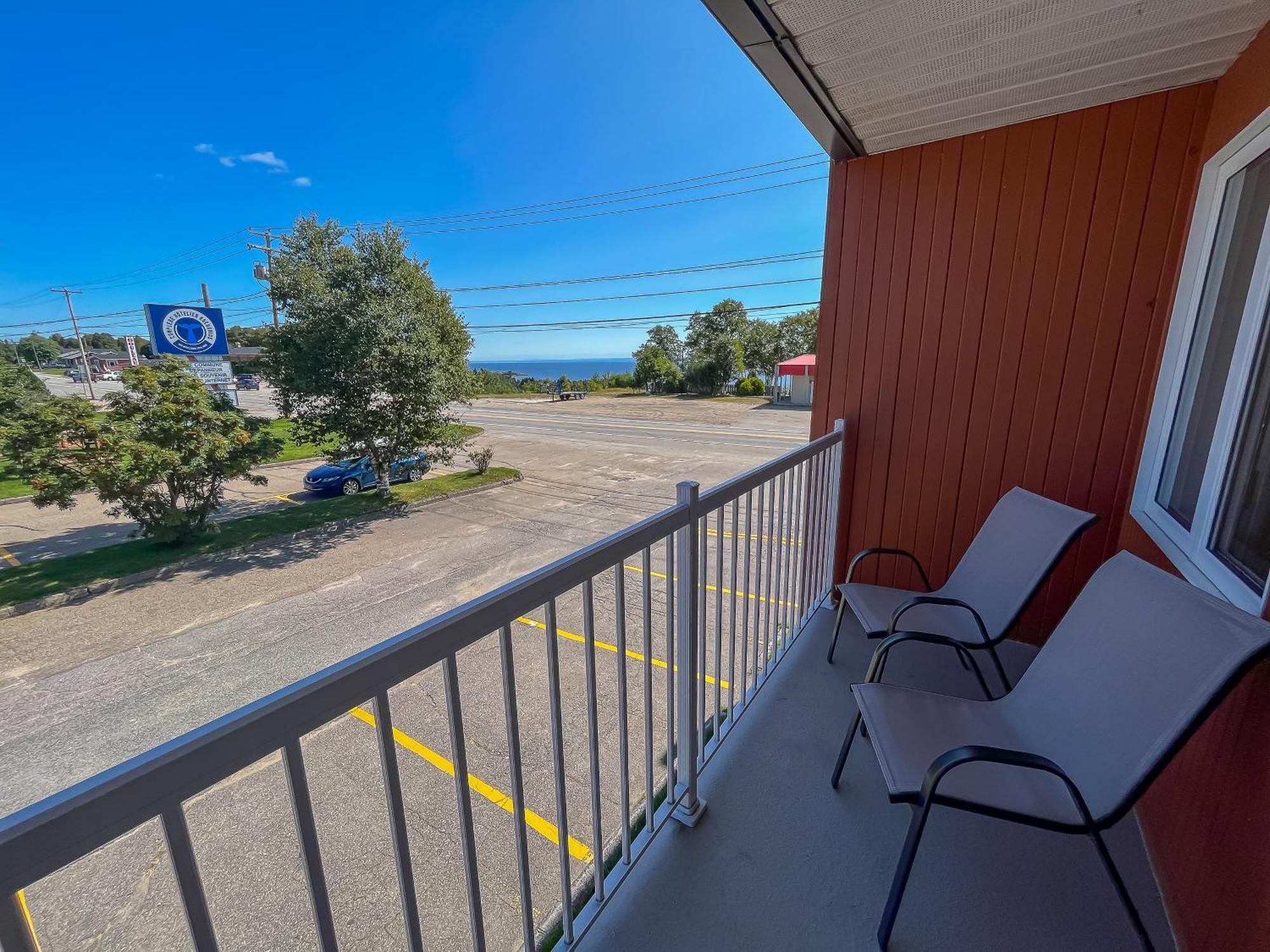 Complexe Hotelier Pelchat Les Escoumins Exterior foto